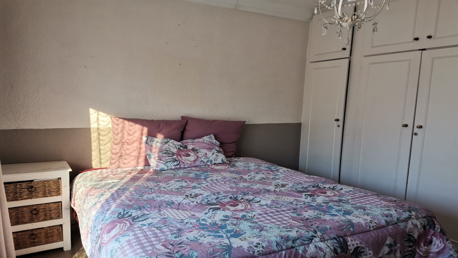 5 Bedroom Property for Sale in Miederpark North West